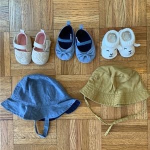 Newborn shoes and hats